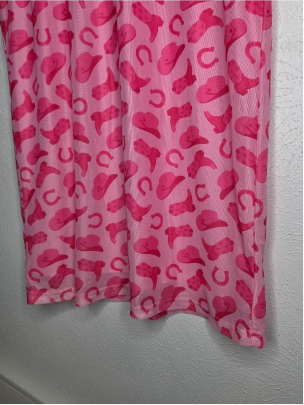 Western Print Pink Mesh Dress Women's Size Medium Cowgirl Boots Hat Horseshoe - Picture 4 of 10